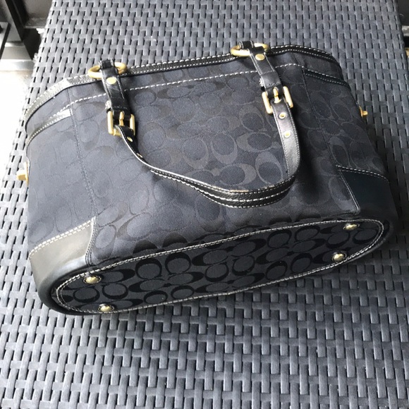 Coach Purse - Picture 3 of 6